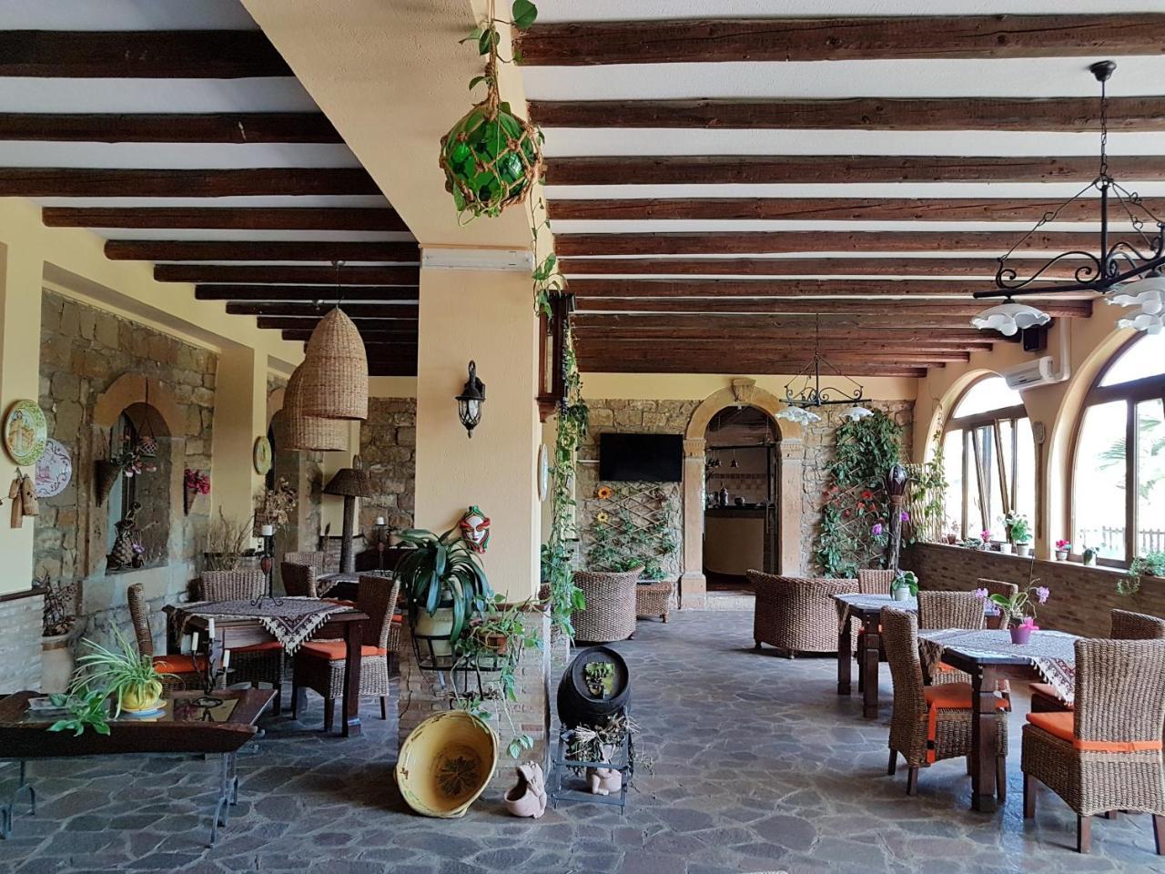 Agriturismo Il Drago Mirabella Imbaccari Exterior photo