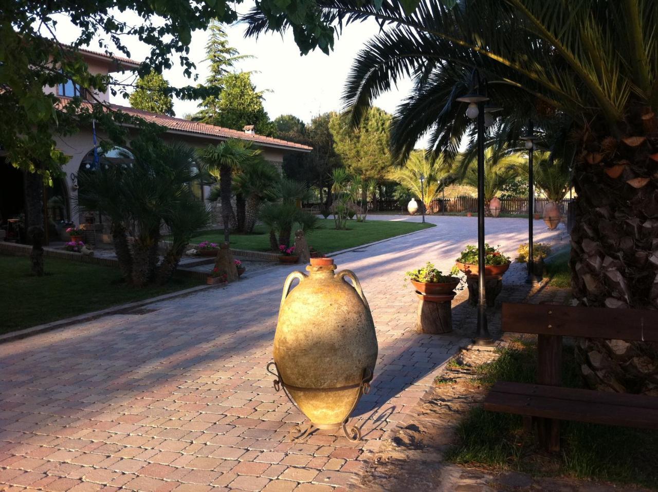 Agriturismo Il Drago Mirabella Imbaccari Exterior photo