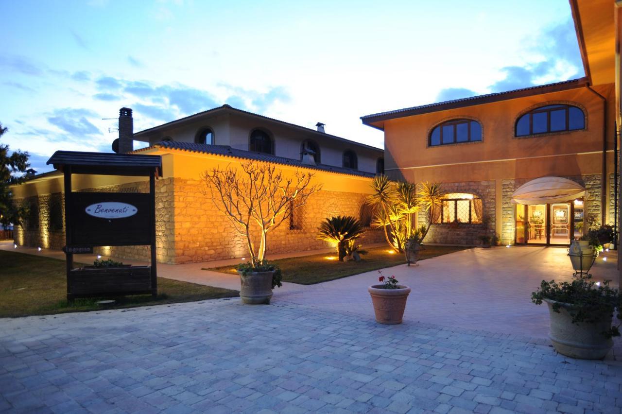 Agriturismo Il Drago Mirabella Imbaccari Exterior photo